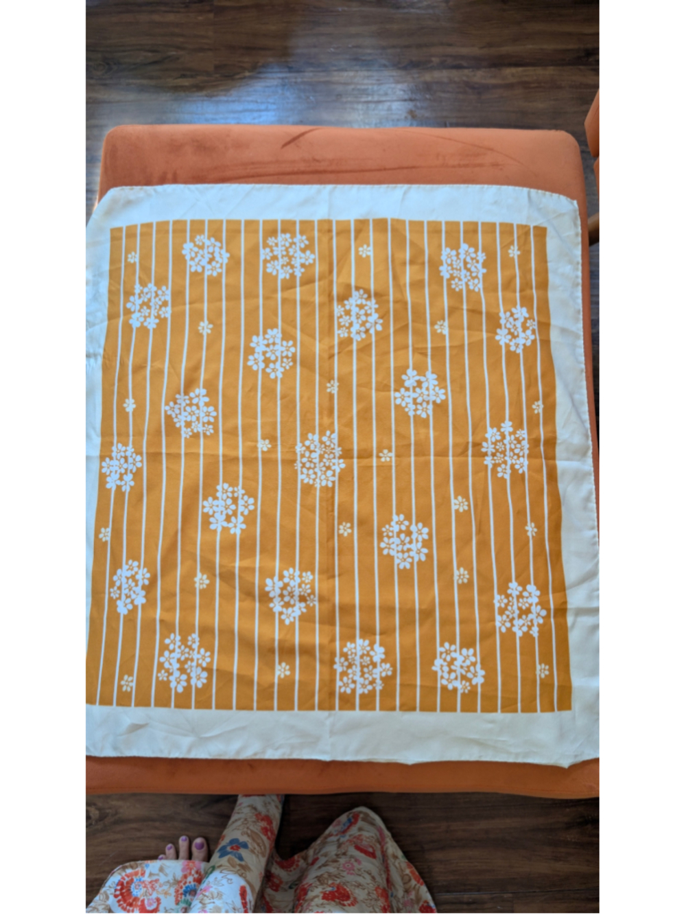 Women's Mr Emperor Scarf One Size Yellow White Floral Striped